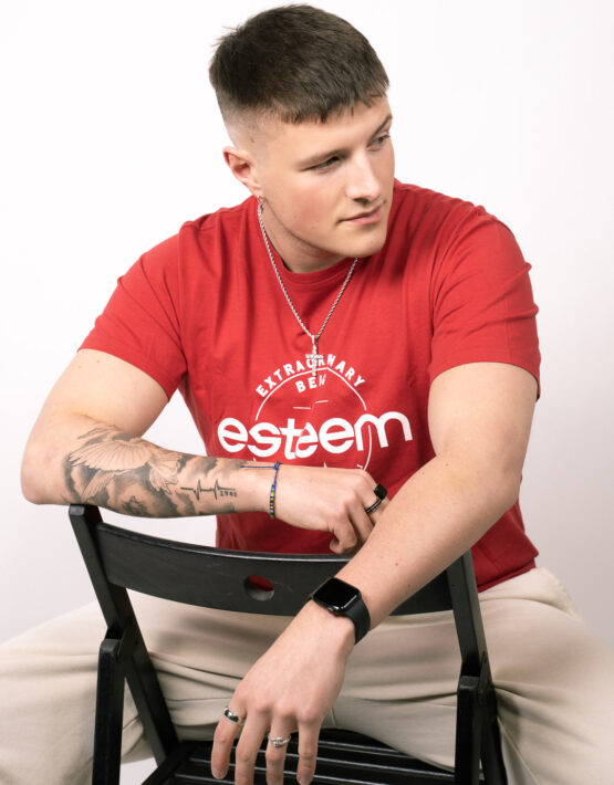 esteem EXTRAORDINARY T-shirt red